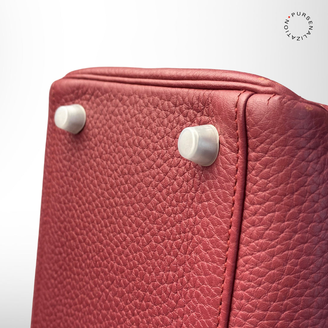 The Small Ritual That Protects the Hermès Kelly's Most Vulnerable Hardware