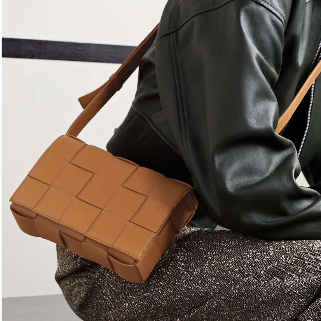 Bottega Cassette: Why a Satin Dust Bag Matters