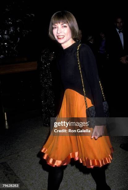 Anna Wintour: The Editorial Powerhouse With a Signature Luxury Handbag Collection That Defines Influence