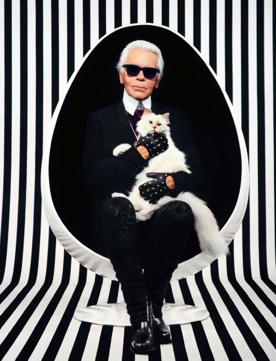 Karl Lagerfeld: The Iconic Visionary of Fashion
